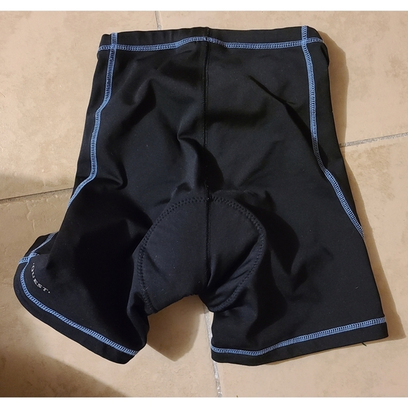Quest Padded Bike Cycling Shorts - Picture 3 of 4